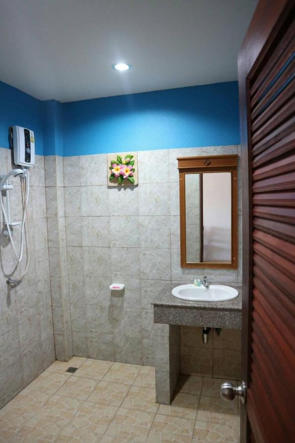 Phumin Apartment Ko Lanta Kültér fotó